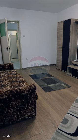 3 camere decomandat, etaj 3, bilateral, 73mp, vis-a-vis de Sara - 8