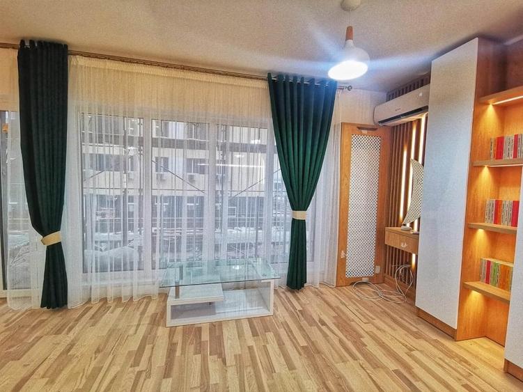 Apartament cu 2 camere decomandat în Galata