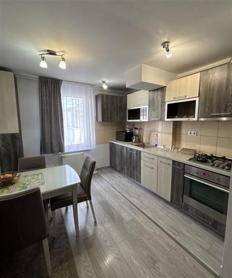 Apartament cu 3 camere decomandat, mobilat în Tudor Vladimirescu