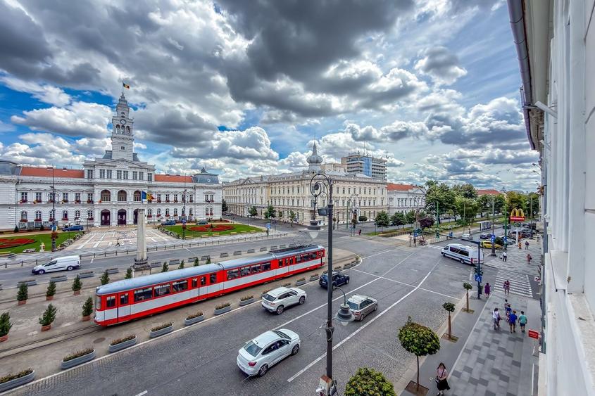 Birou, de 160 mp, în Ultracentral