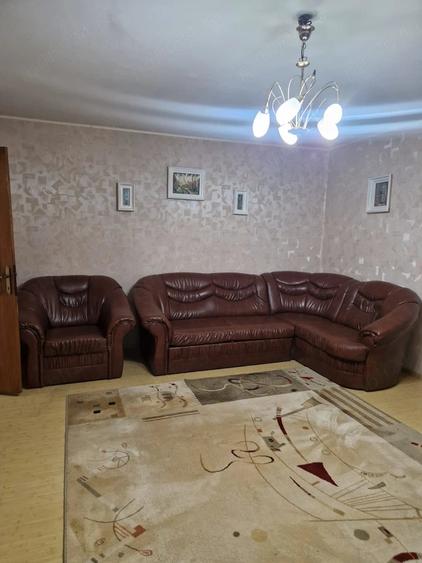 Apartament cu 3 camere decomandat în Traian