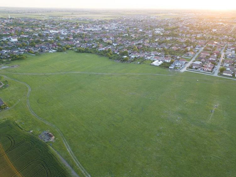 Teren intravilan 5,44 ha, Vladimirescu - 1