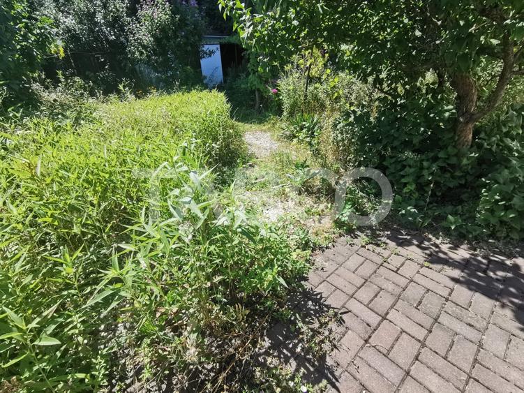 Duplex cu 2 camere cu Canalizare în Central