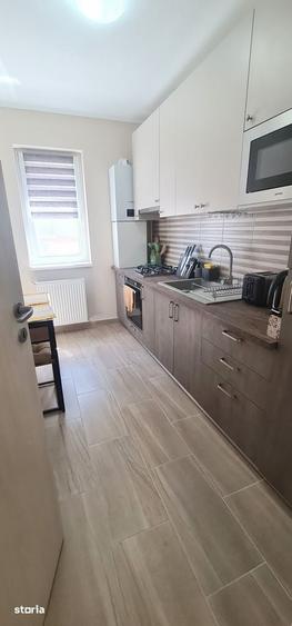 Apartament cu 2 camere decomandat în Colentina