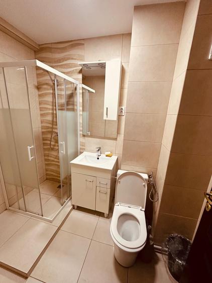 Apartament cu 3 camere semidecomandat în Năvodari Tabără