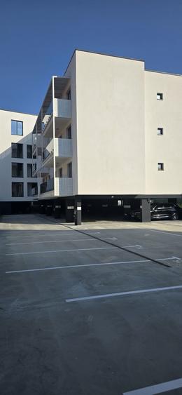 Apartament cu 2 camere semidecomandat în Lotus