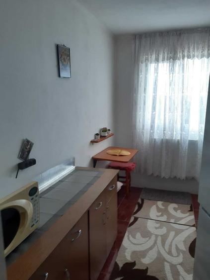 Apartament cu 2 camere semidecomandat în George Enescu