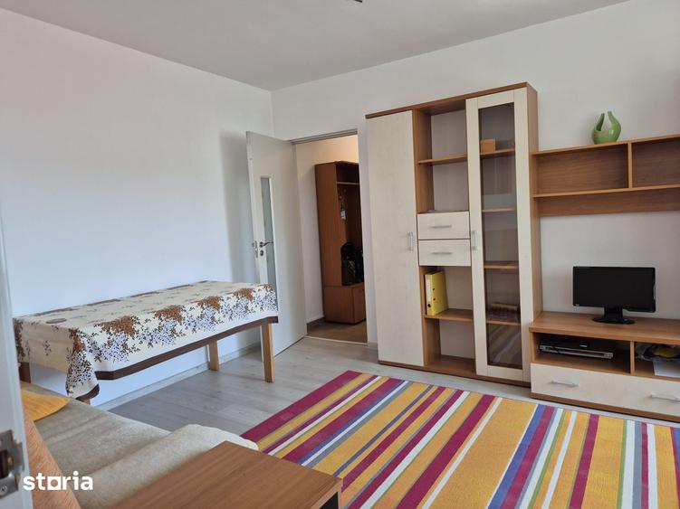 Apartament de inchiriat, 2 cam, et 2, zona RMB, mobilat complet, 300E - 1