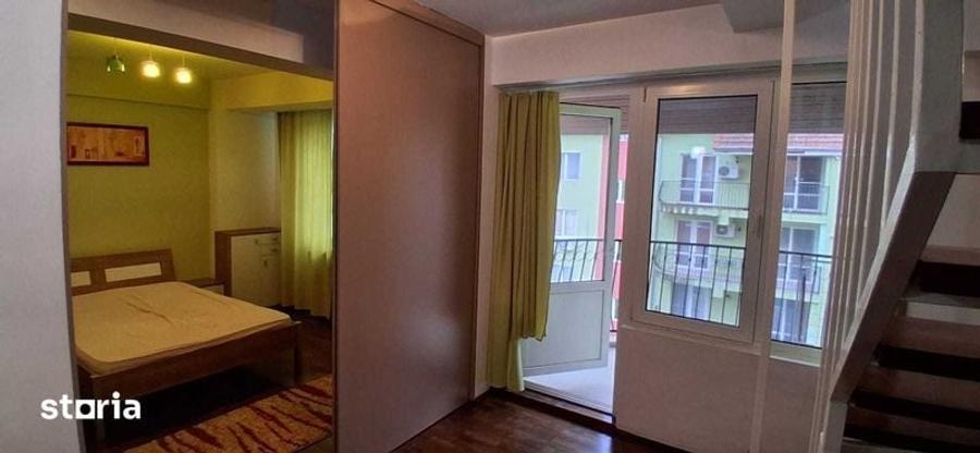 Chirie apartament central: 2 camere pe doua nivele etaj 4+mansarda - 3