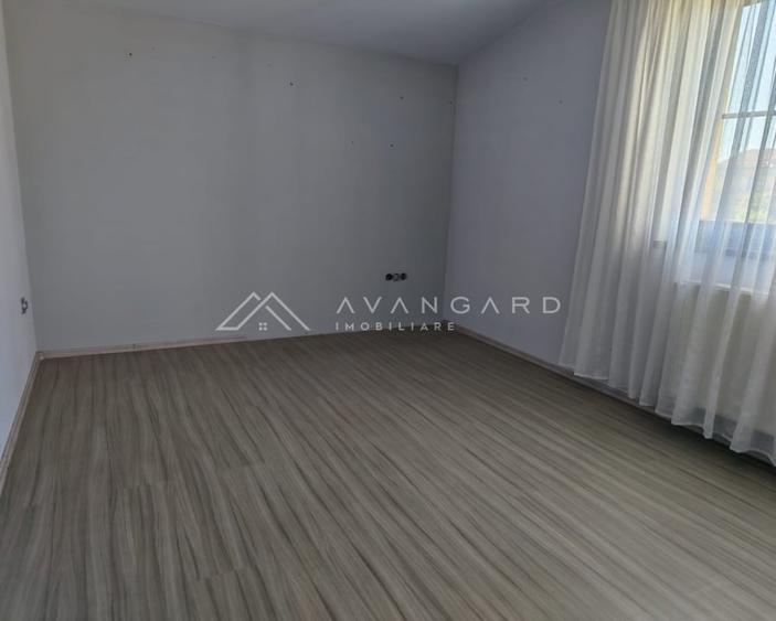 Apartament 4 camere, cartier Între Lacuri, loc de parcare - 14