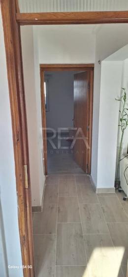 Apartament cu 3 camere decomandat în P-ța Muncii