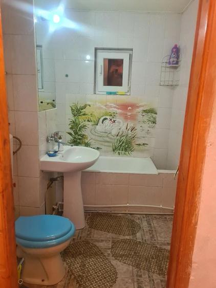 Apartament cu 3 camere decomandat în 1 Mai