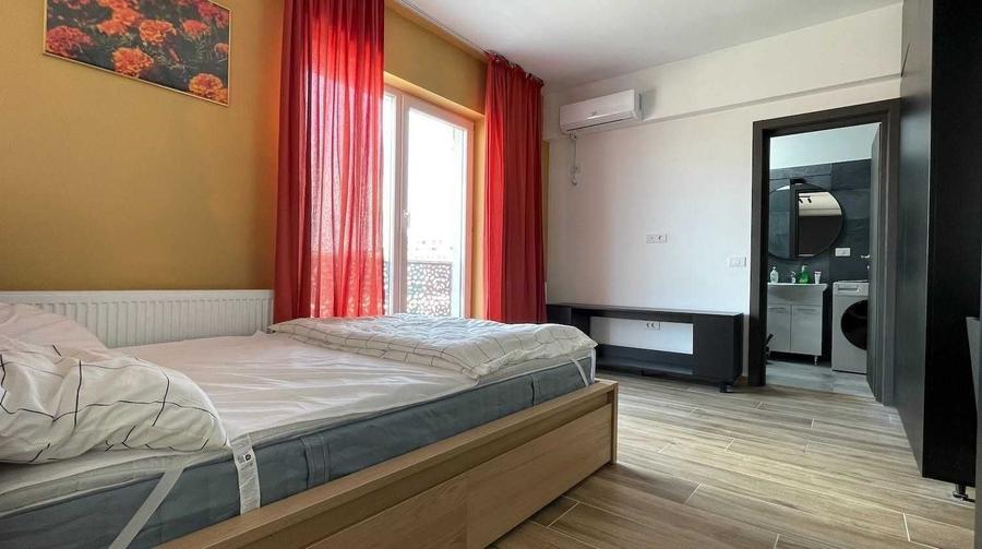 Apartament cu 2 camere în Apărătorii Patriei