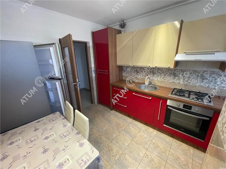 Apartament cu 2 camere decomandat, mobilat în Turnișor