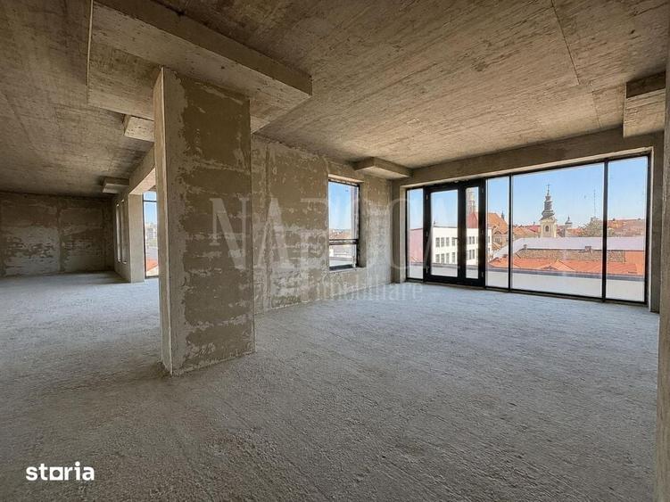 Spațiu comercial, de 827 mp, în Central