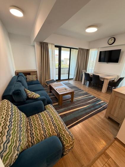 Apartament cu 4 camere, mobilat în Unirii