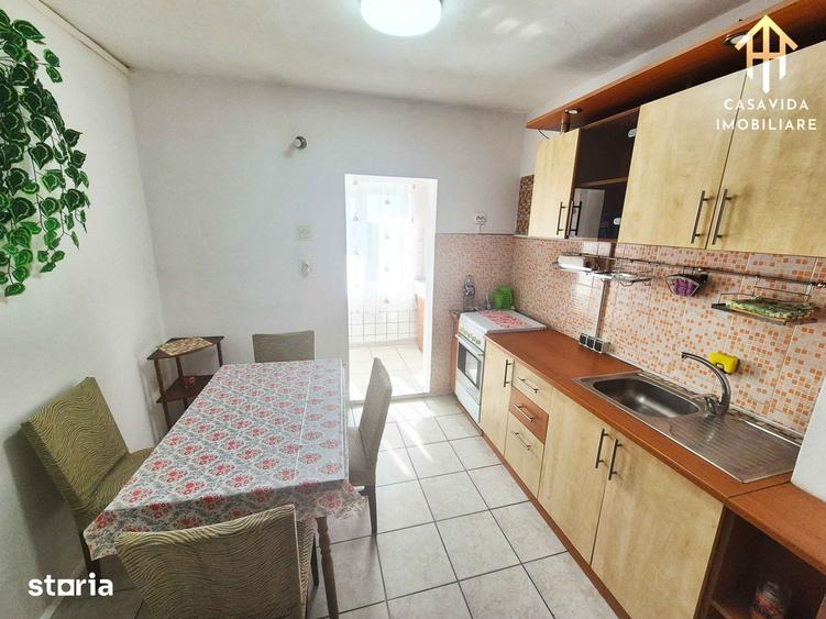 Apartament cu 2 camere decomandat în Central