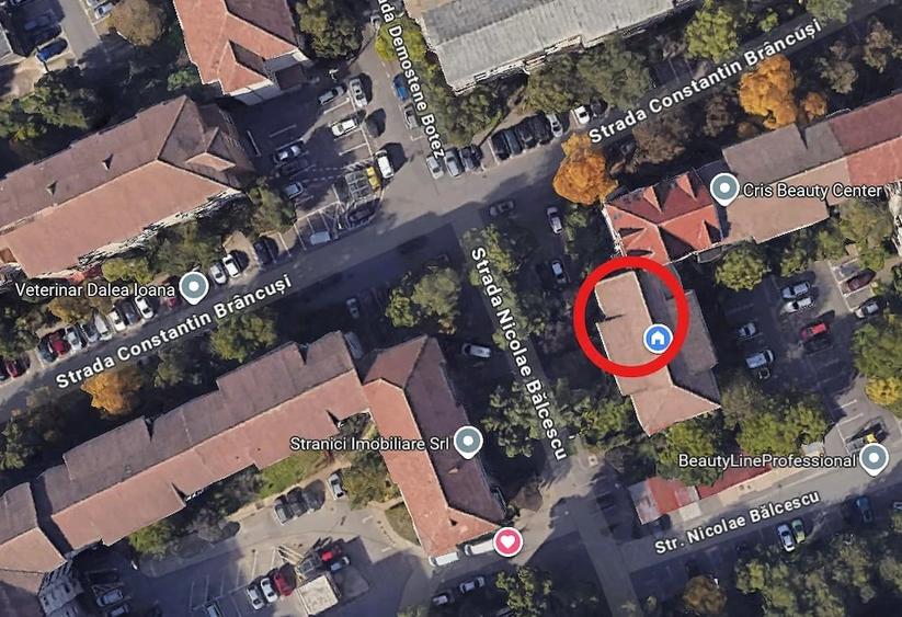 Apartament cu 3 camere decomandat în Decebal