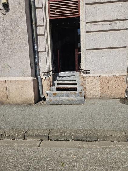 Spațiu comercial, de 50 mp, în Ultracentral