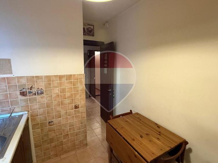 Apartament cu 2 camere decomandat, mobilat în Drumul Taberei