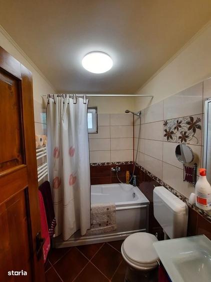 Casă cu 4 camere cu Teren 8142 Mp în Oarda