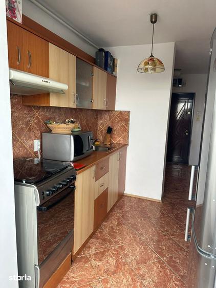 Apartament cu 2 camere decomandat, mobilat în Vest