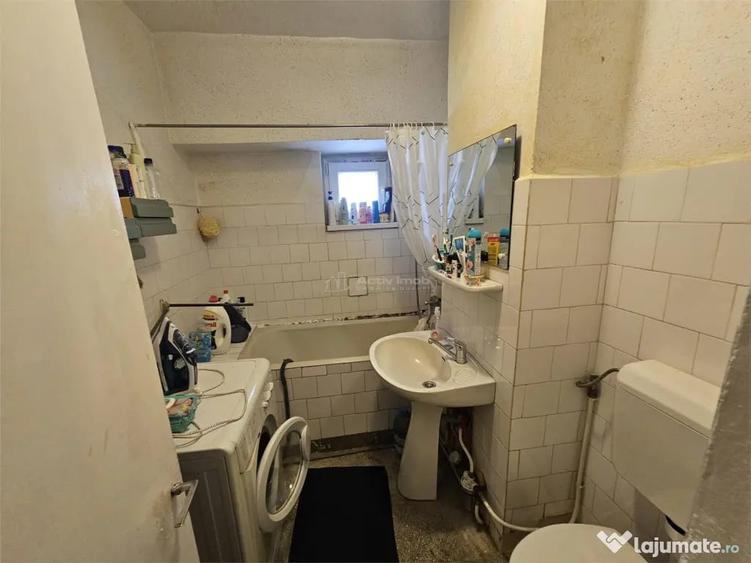 Apartament cu 3 camere decomandat în Ultracentral