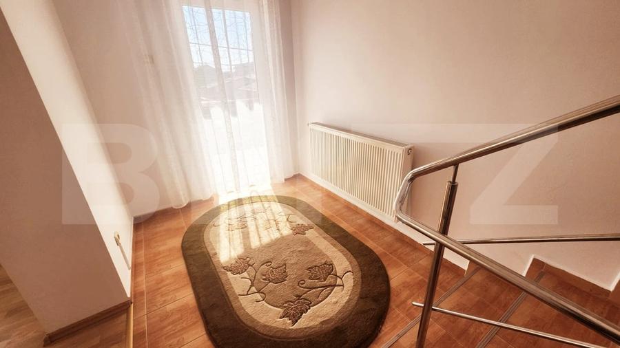 Apartament cu 3 camere decomandat, mobilat în Micești