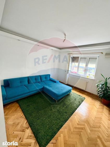 Casă cu 6 camere cu Teren 593.28 Mp în Pantelimon