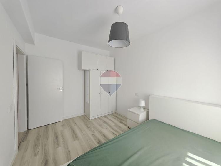 Apartament cu 2 camere semidecomandat, mobilat în Ultracentral
