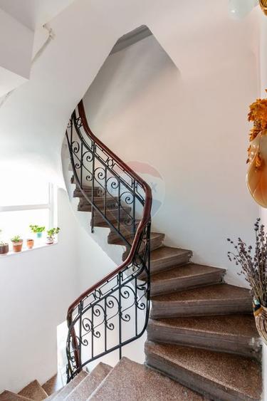 Apartament cu 3 camere semidecomandat, mobilat în Calea Plevnei