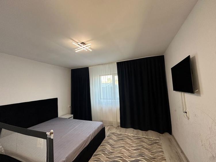 Casă cu 3 camere în Lumina