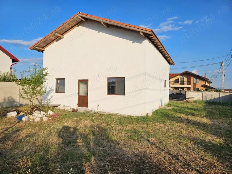 Spațiu comercial, de 600 mp, în Alunișul