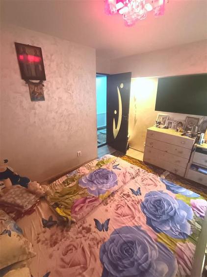 Apartament cu 3 camere decomandat, mobilat în Plantelor