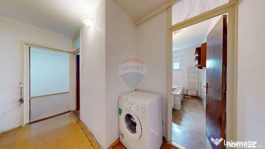 Apartament cu 2 camere decomandat în Noua