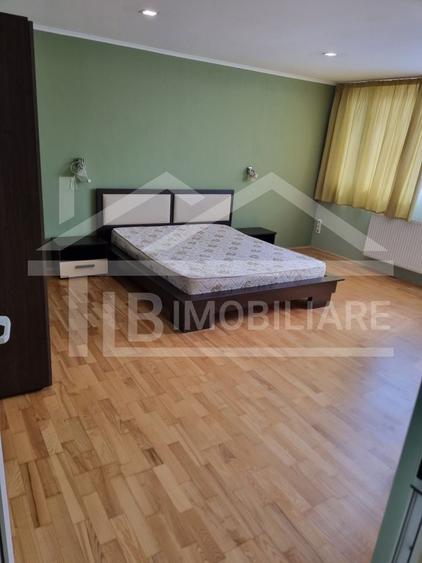 Apartament cu 3 camere decomandat în Ultracentral