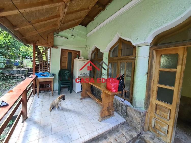 Casă cu 2 camere cu Teren 492 Mp în Telega
