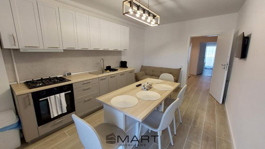 Apartament cu 2 camere decomandat în Central