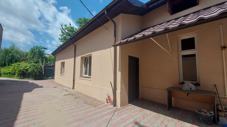 Casă individuală cu 3 camere cu Canalizare în Știrbei Vodă