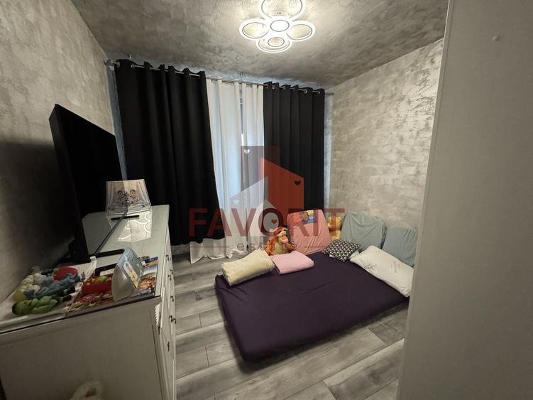 Apartament cu 3 camere semidecomandat, mobilat în Circumvalațiunii