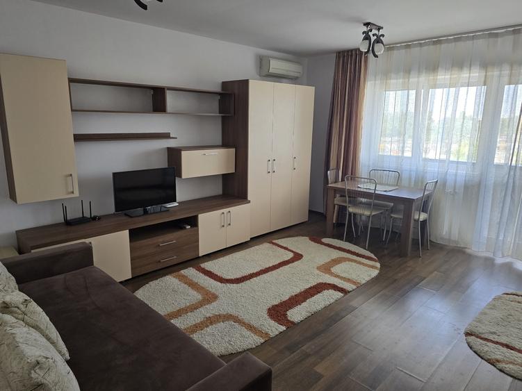 Apartament cu 2 camere decomandat în Herăstrău