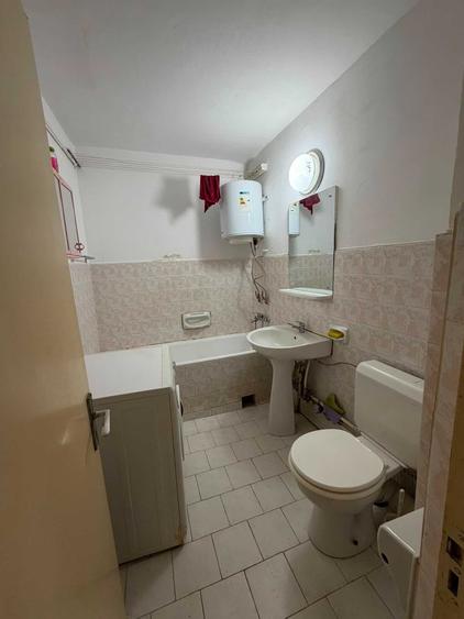 Apartament cu 2 camere decomandat în Gura Văii