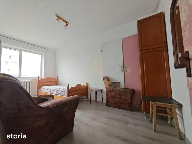 Apartament cu 3 camere nedecomandat în Cornișa
