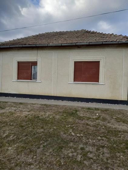 Casă cu 3 camere cu Teren 2400 Mp în Andrid