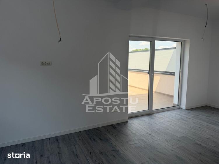 Duplex de vanzare cu 4 camere si 2 bai ,Ghiroda - 9