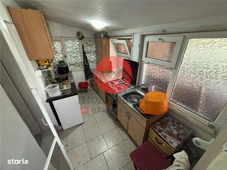 Casă cu 4 camere în Păcii