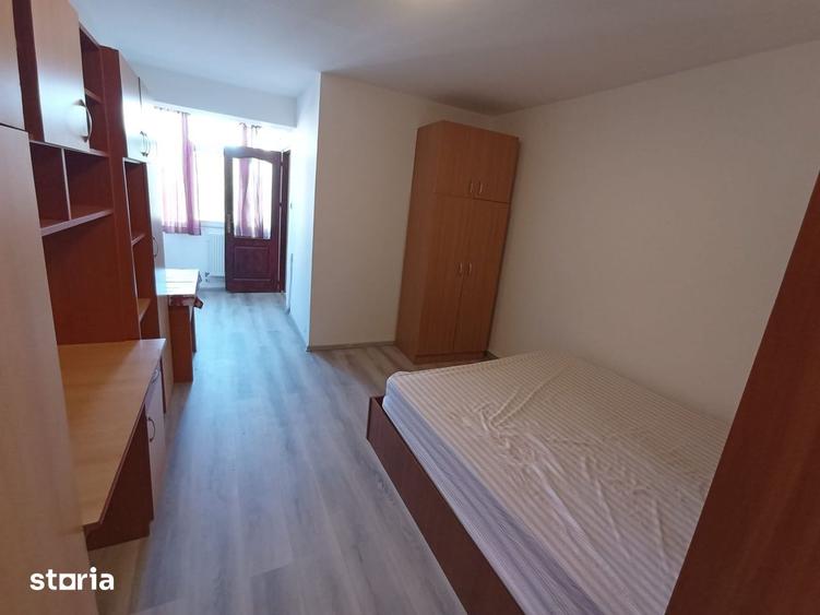 Garsonieră decomandată în Nicolina