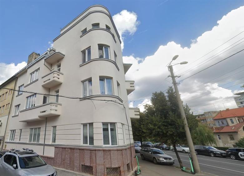 Apartament cu 2 camere decomandat, mobilat în Central — fotografia 1
