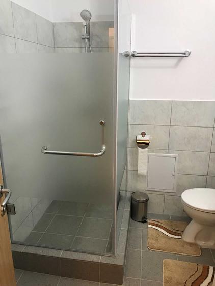 Apartament cu 3 camere decomandat în Unirii
