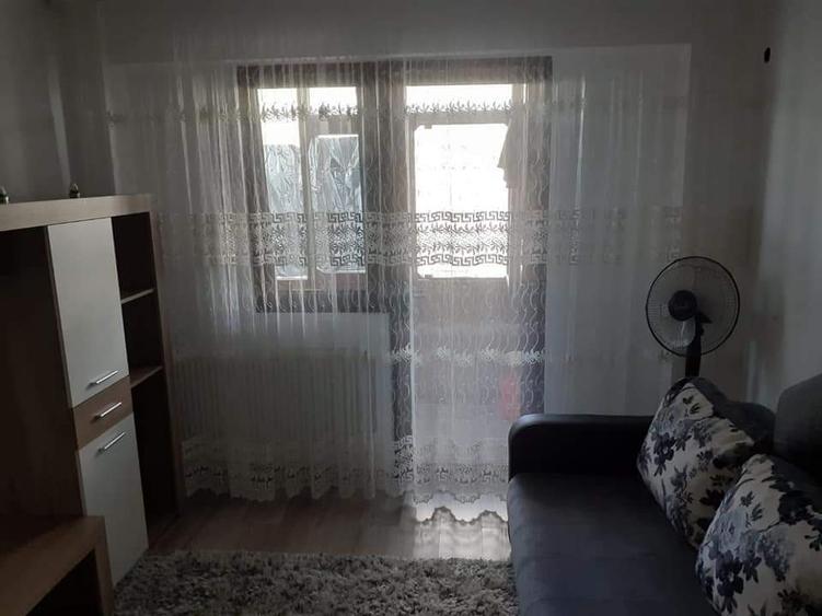 Închiriez apartament - 8